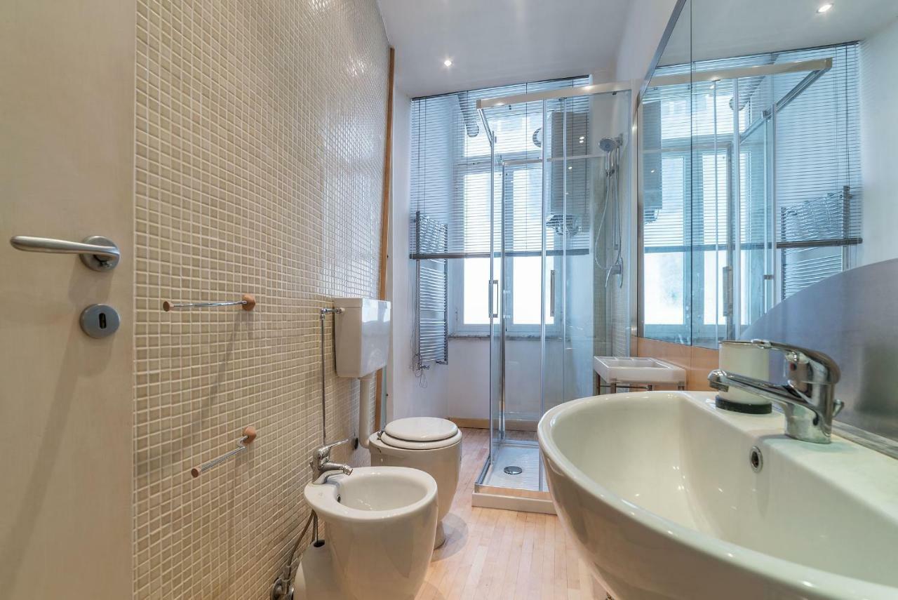 San Giovanni & Colosseo Roomy Flat Rome Exterior photo